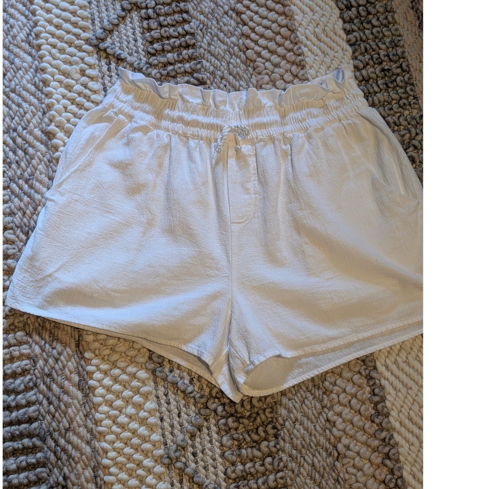 Abound Womens White Cotton Gauze Paperbag Waist Shorts size Large beach